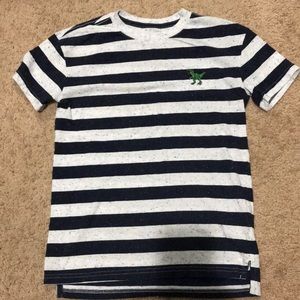 Boy’s size M (8/10) Cat & Jack T-shirt